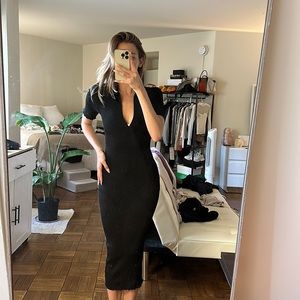 Good American midi bodycon type dress with collar